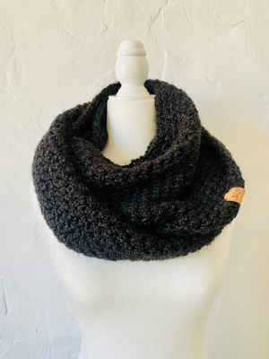 BLACK | Signature Series Infinity Scarf