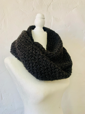 BLACK | Signature Series Infinity Scarf